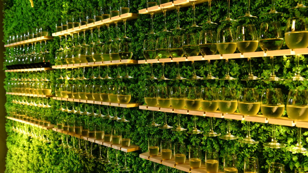 CHAMPANGE WALL AT GALA DINNER